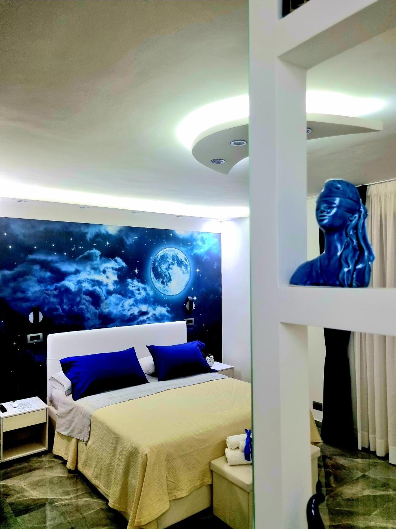 La Luna A Toledo Apartment